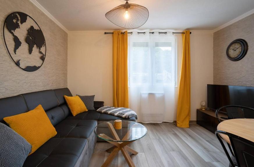 Les Rives Montans Apartment Luaran gambar