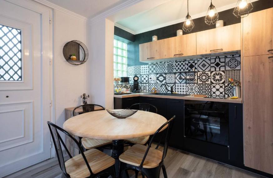 Les Rives Montans Apartment Luaran gambar